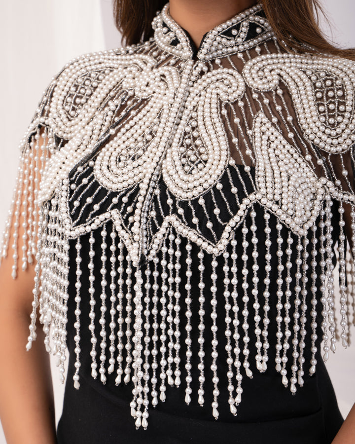 Black embroidery pearl cape