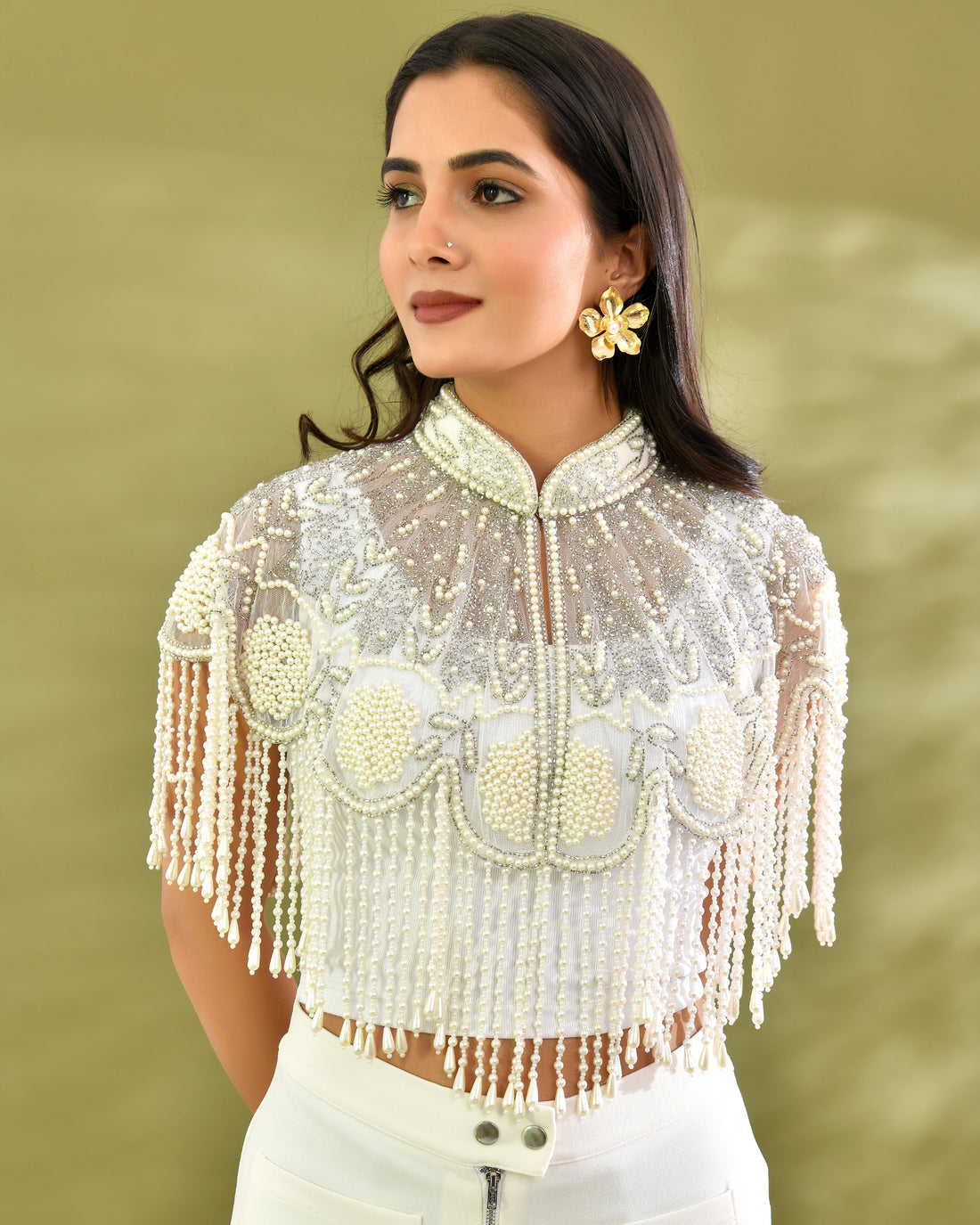 Swan pearl short cape