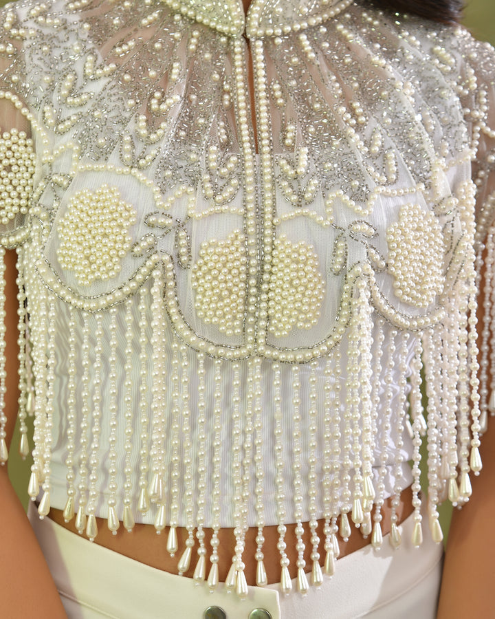 Swan pearl short cape