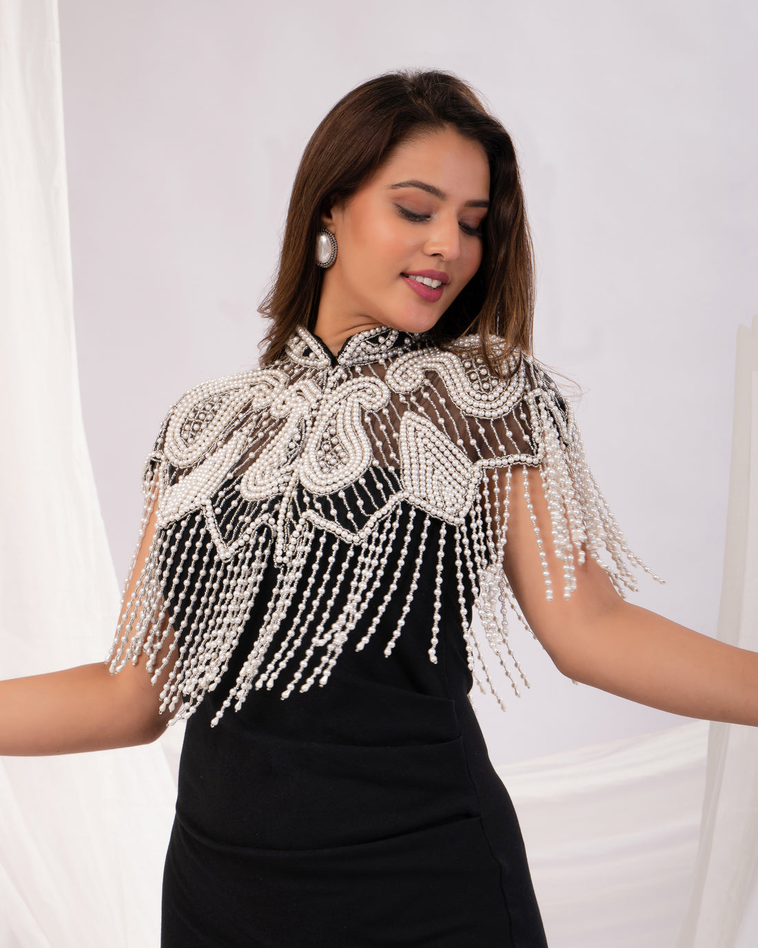 Black embroidery pearl cape