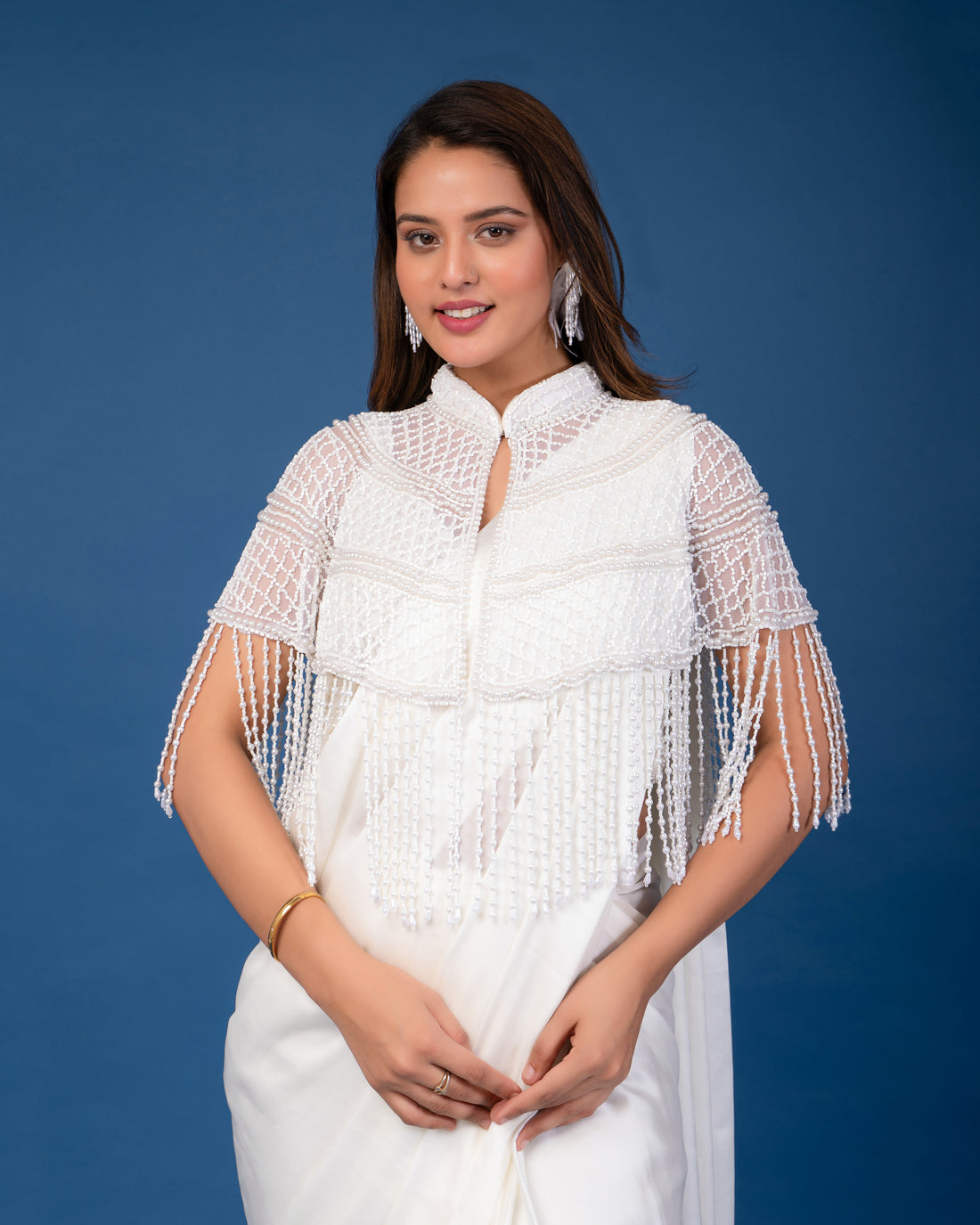 White Lining Pearl Cape
