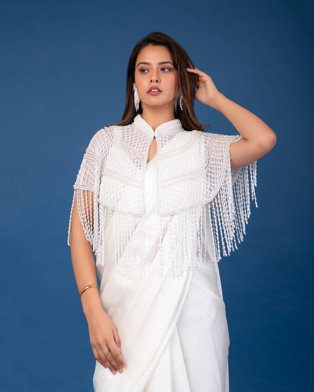White Lining Pearl Cape