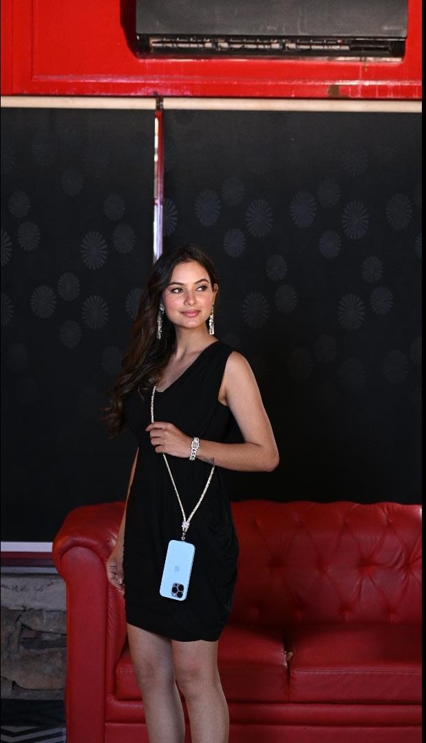 Glam Mobile Slings