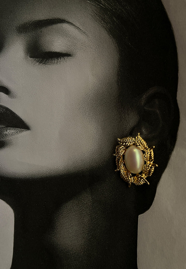 Golden Twist Pearl Earrings